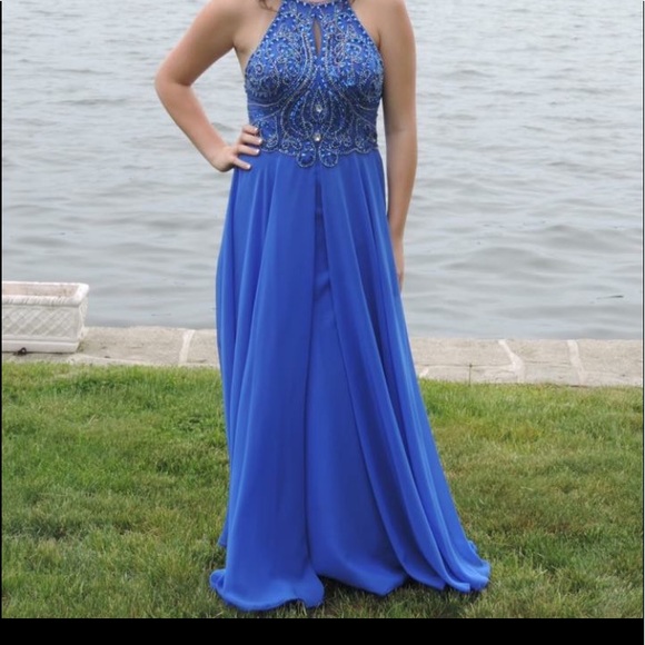 Prom dress - Picture 3 of 3